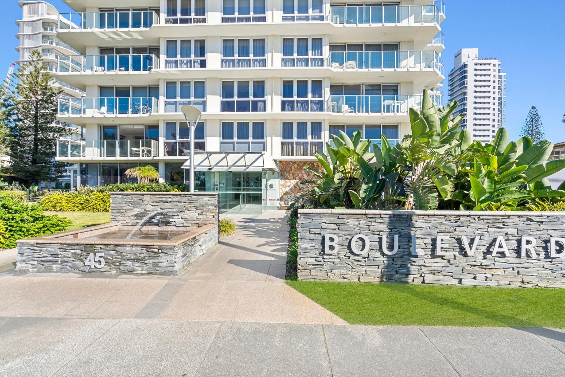 Boulevard Towers On Broadbeach Голд-Кост Екстер'єр фото